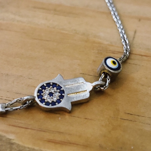 Jeweled Hamsa Bracelet 🧿✨ - Picture 4 of 6